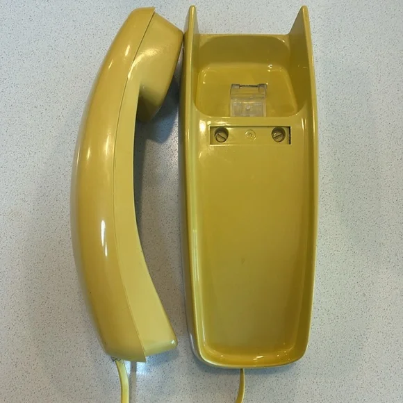 Vintage Western Electric Trimlin Yellow Rotary Wall Mount Phone - Picture 4 of 8